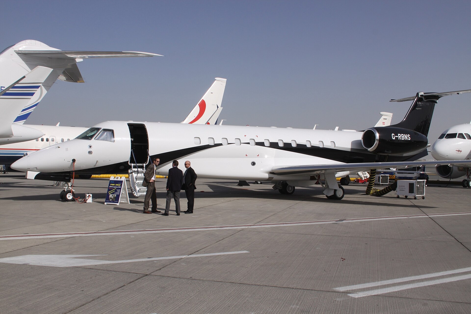 Embraer Legacy 650, Embraer Legacy 650 model reference. Photo: Aeroprints.com, CC BY-SA 3.0, via Wikimedia Commons