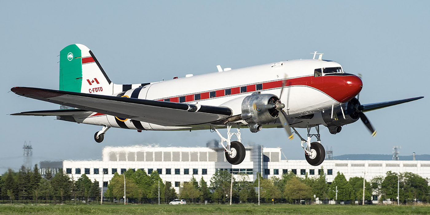 Douglas DC-3 model reference