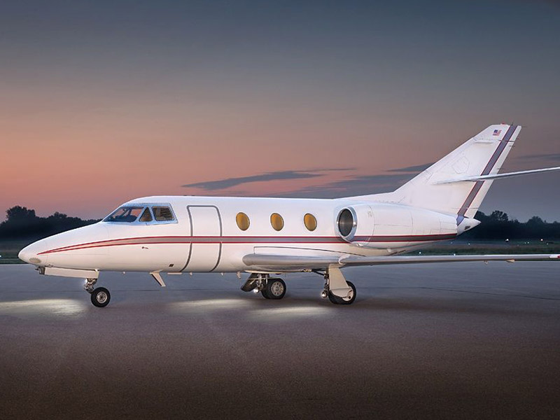 Dassault Falcon 10 model reference