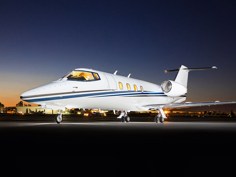 Bombardier LearJet 55 model reference