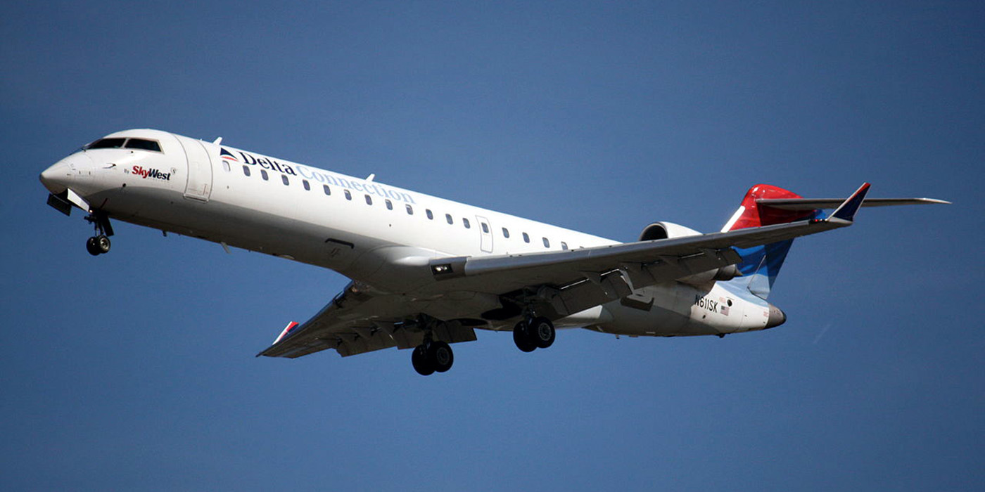 Bombardier CRJ700 model reference