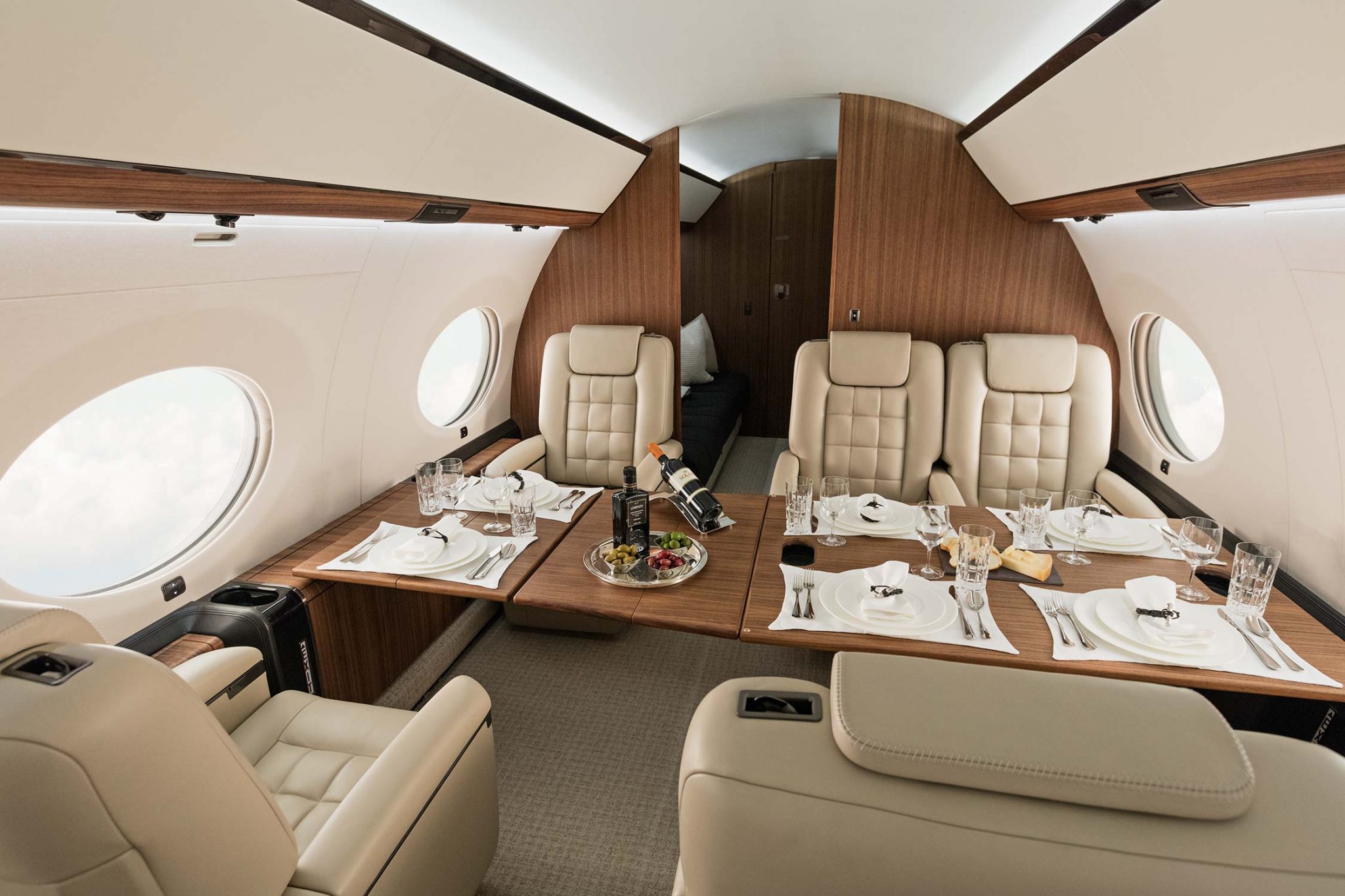 private jet dining room