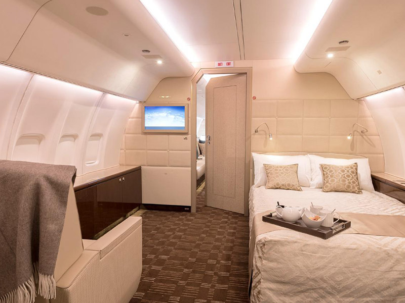 Boeing 737 Business Jet Private Jet Hire