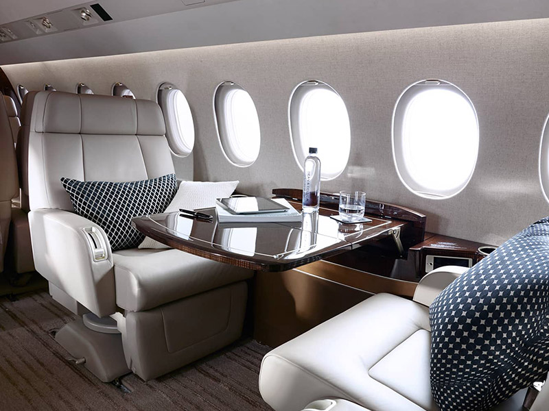 Dassault Falcon 900/900EX - Private Jet hire - Starr Luxury Jets