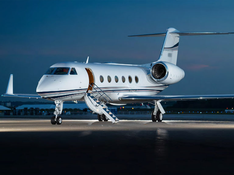 Gulfstream G350 Private Jet Hire - Starr Luxury Jets