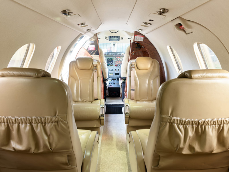 Hawker Beechcraft Premier1 private jet hire