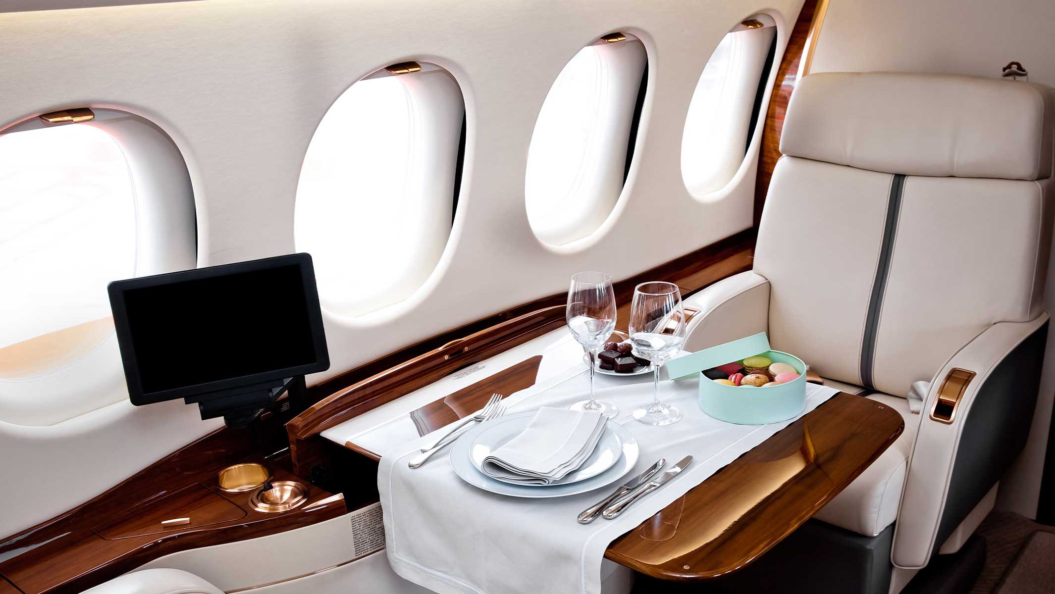 SLJ - Starr Luxury Jets, Live the Platinum Experience - London to Mykonos - Book your Private Jet in UK, Mayfair, Berkeley Square